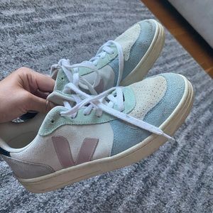 Veja T2 suede colorblock sneakers size 9